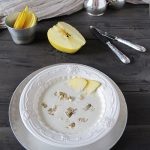 Crema fría de berberechos y manzana. Aperitivo.