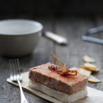 Milhojas de foie, manzana y queso. Receta.