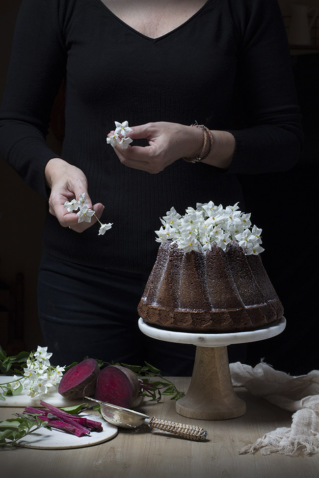 Bundt cake de chocolate y remolacha. Receta.